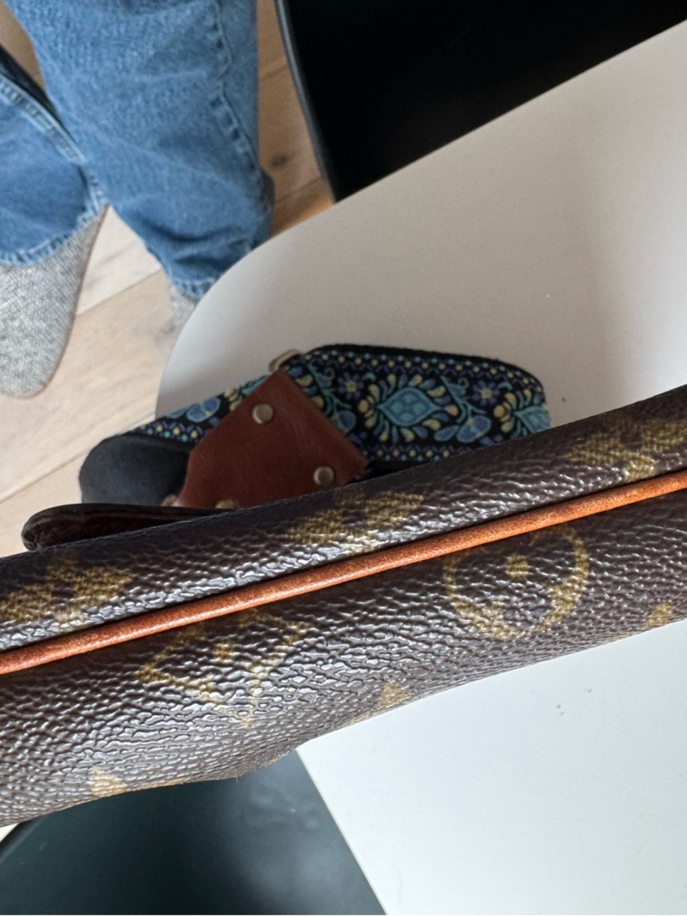 Louis Vuitton Brown Monogram Messenger Bag with Floral Skull Motif - Picture 8 of 9
